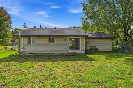 2657 5th Street E, Maplewood, MN 55119