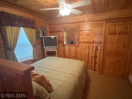 48498 190th Place, Mcgregor, MN 55760