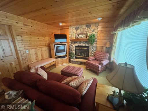 48498 190th Place, Mcgregor, MN 55760