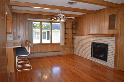 617 2nd Street NE, Osseo, MN 55369