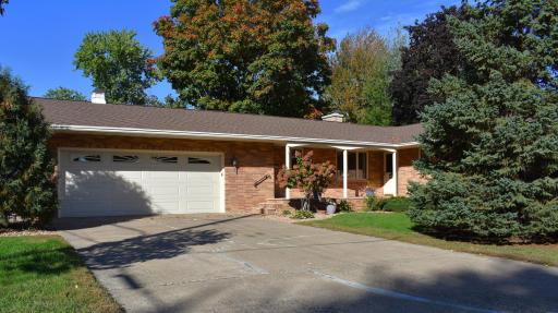617 2nd Street NE, Osseo, MN 55369