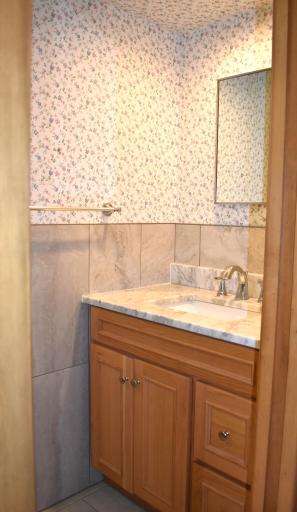 617 2nd Street NE, Osseo, MN 55369