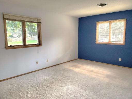 617 2nd Street NE, Osseo, MN 55369