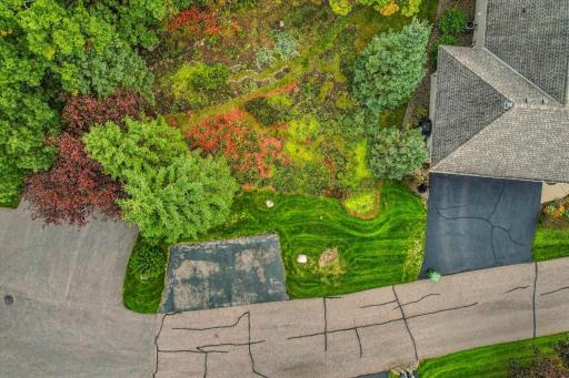 5 Summit, North Oaks, MN 55127