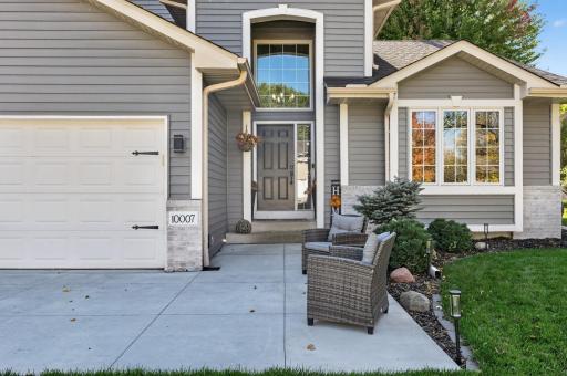10007 Hidden Oaks Lane N, Champlin, MN 55316