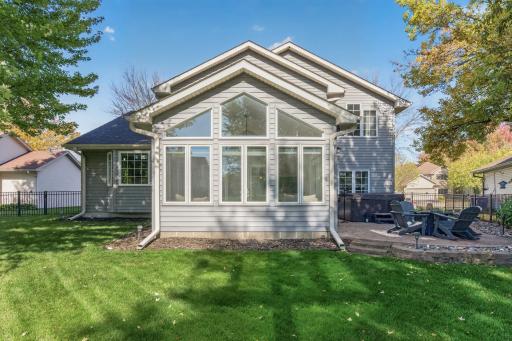 10007 Hidden Oaks Lane N, Champlin, MN 55316
