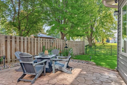 10007 Hidden Oaks Lane N, Champlin, MN 55316