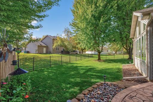 10007 Hidden Oaks Lane N, Champlin, MN 55316