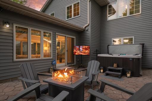 10007 Hidden Oaks Lane N, Champlin, MN 55316