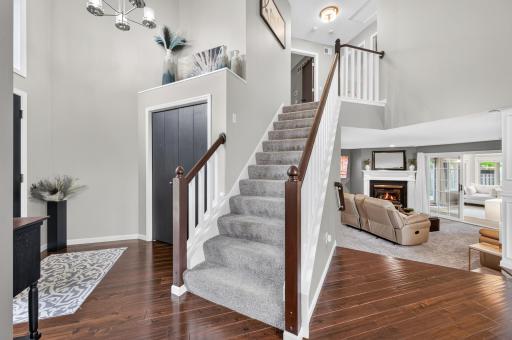 10007 Hidden Oaks Lane N, Champlin, MN 55316