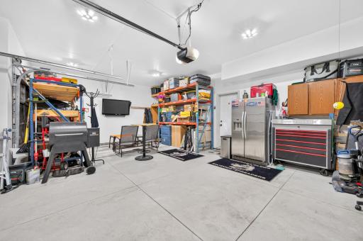 10007 Hidden Oaks Lane N, Champlin, MN 55316