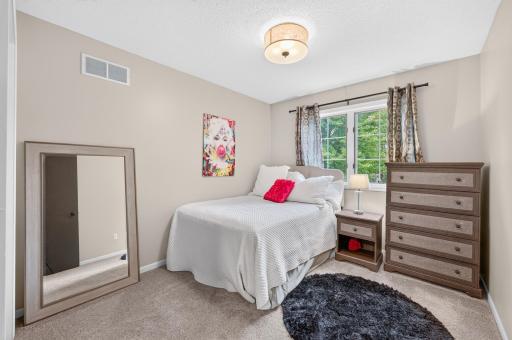 10007 Hidden Oaks Lane N, Champlin, MN 55316