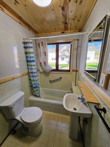 312 Melby Avenue, Ashby, MN 56309