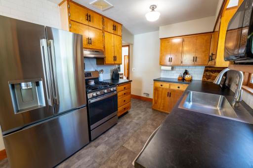 727 Austin Drive, Saint Peter, MN 56082