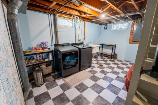 727 Austin Drive, Saint Peter, MN 56082