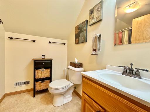 1309 214th Avenue, New Richmond, WI 54017