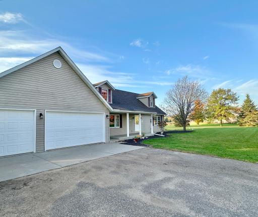 1309 214th Avenue, New Richmond, WI 54017