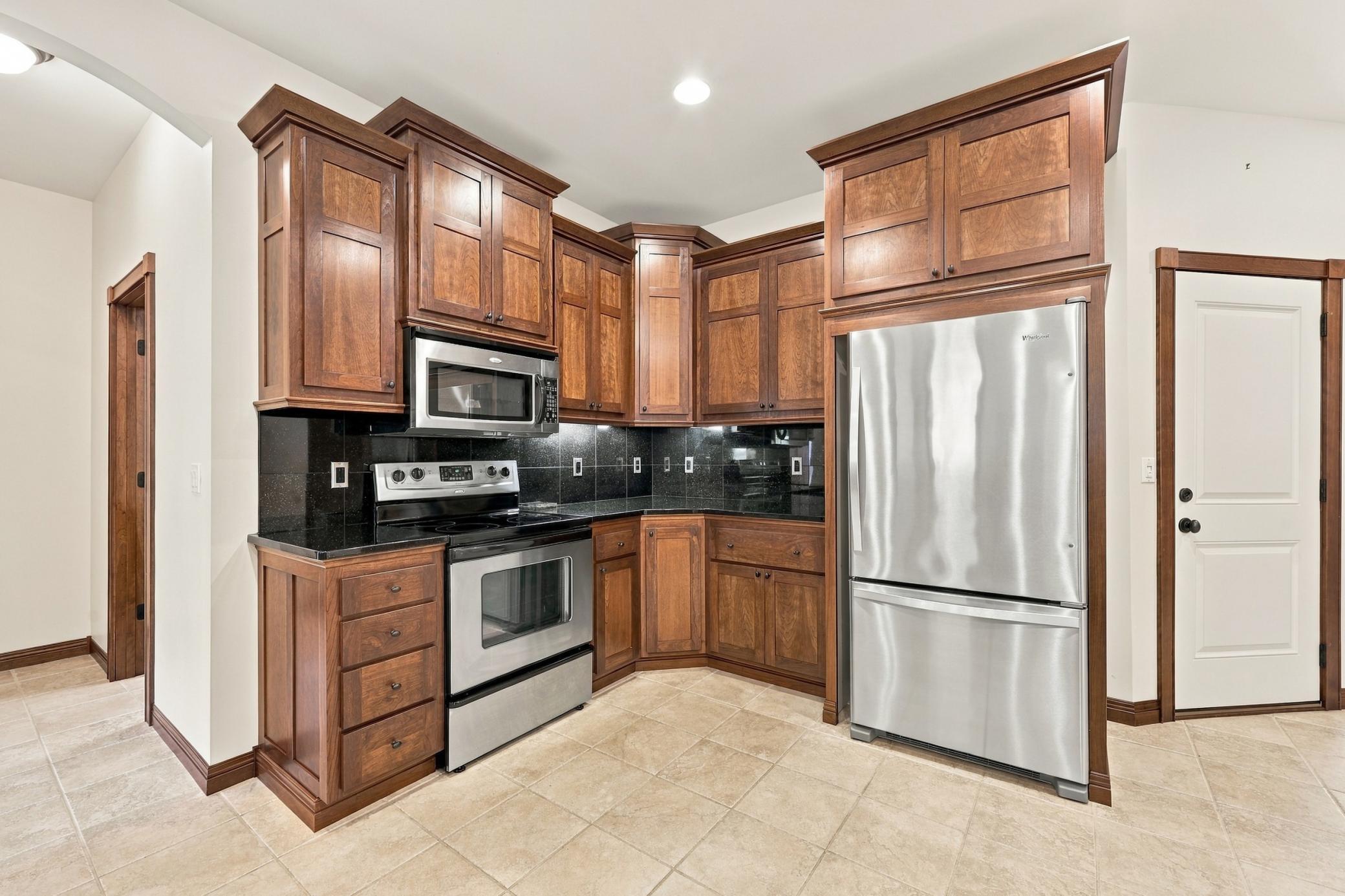 Kitchen -updated appliances
