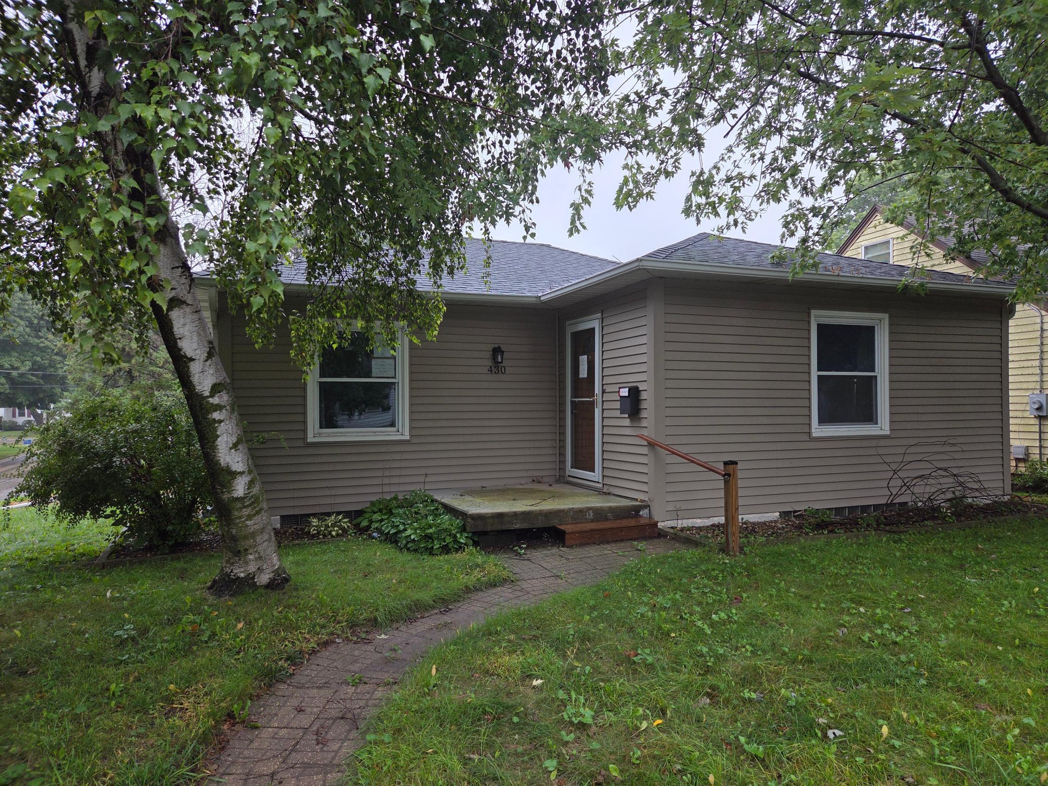 Property photo for 430 Columbus Avenue, Albert Lea, MN 56007