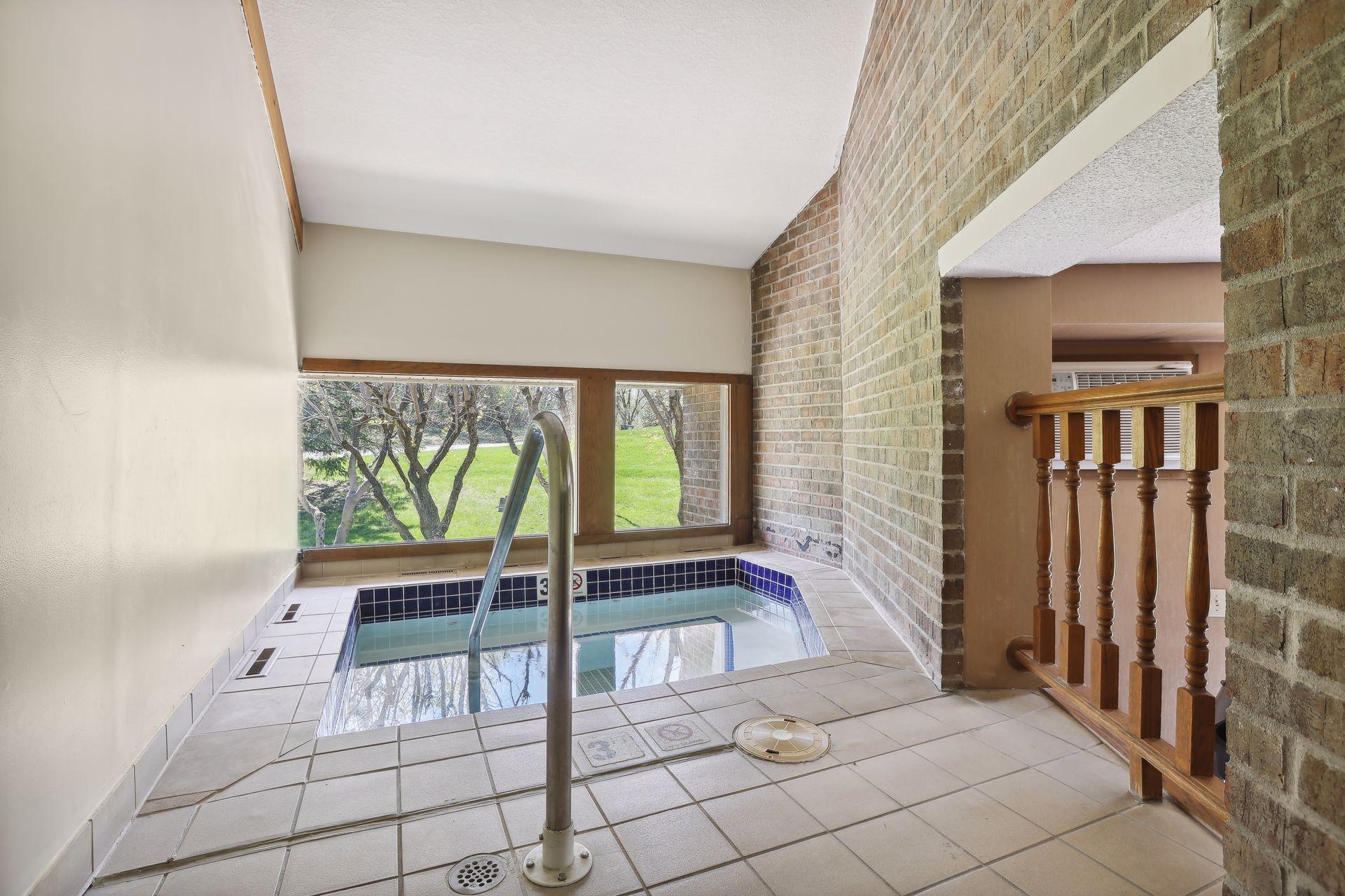 Shared Hot tub