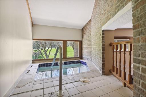 4350 Trenton Lane N, 204, Plymouth, MN 55442