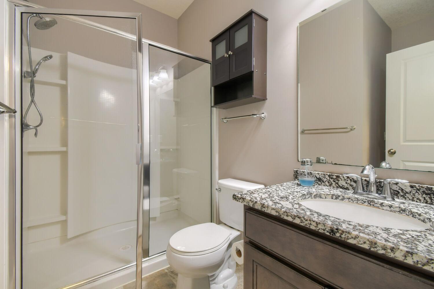3406 129th Ave NE - Web Quality - 028 - 28 Bathroom.jpg