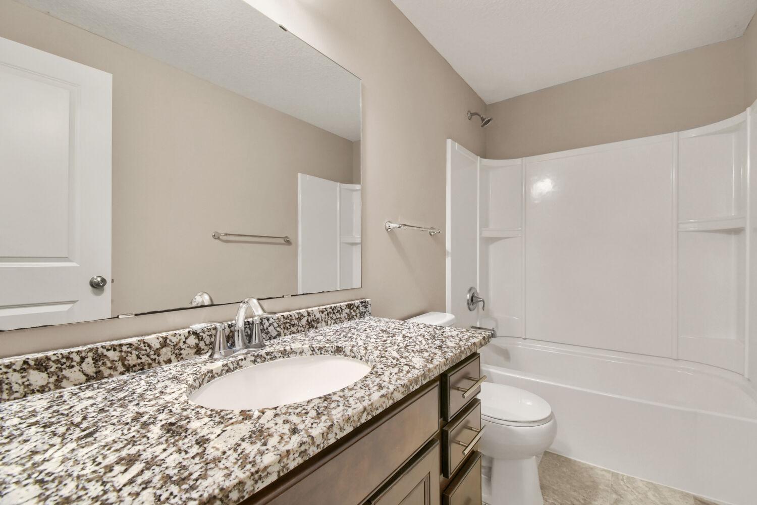 3406 129th Ave NE - Web Quality - 029 - 29 Bathroom.jpg
