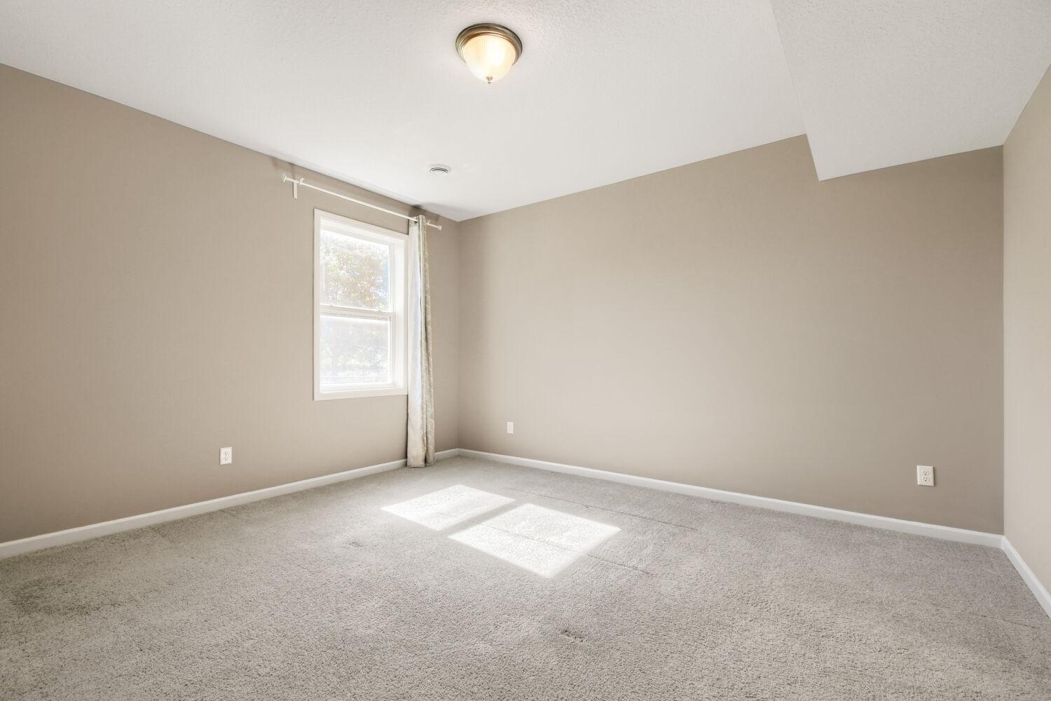 3406 129th Ave NE - Web Quality - 024 - 24 Bedroom.jpg