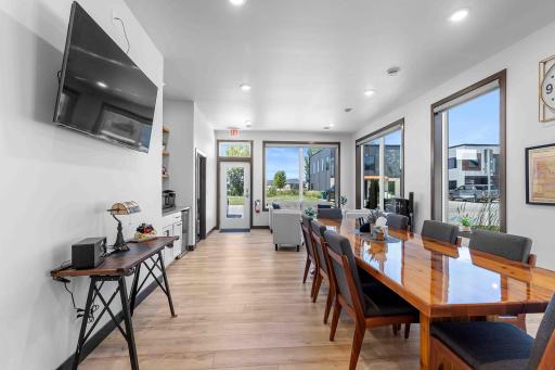 3325 E Oak Ridge Pond Way E, West Fargo, ND 58078