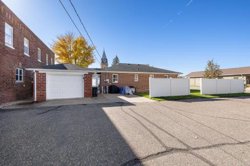 320 Broadway Avenue W, Little Falls, MN 56345
