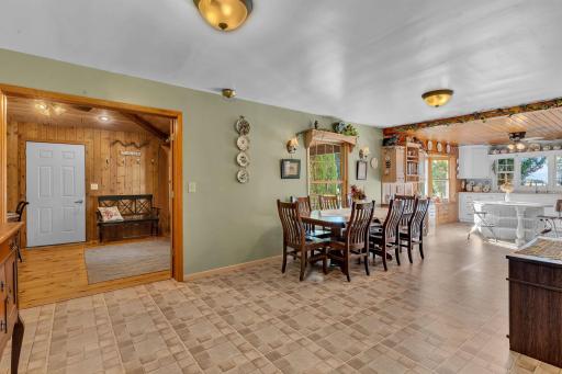 21201 37th Street SW, Blomkest, MN 56216