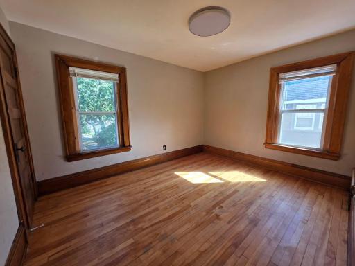 938 17th Avenue SE, Minneapolis, MN 55414