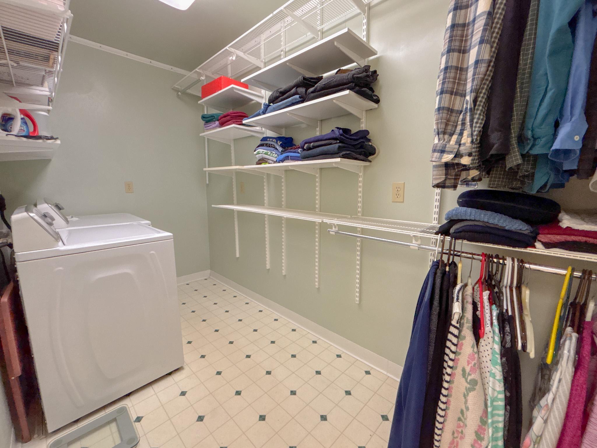 Primary Closet/Laundry