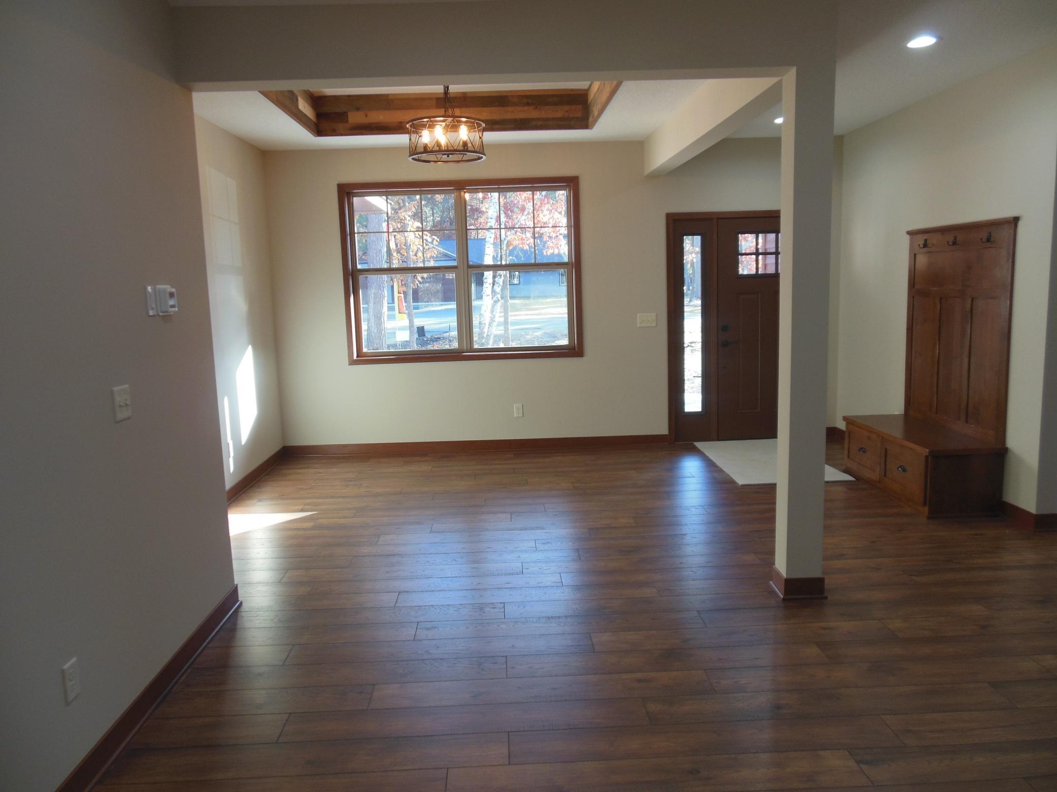 Dining Area.jpeg