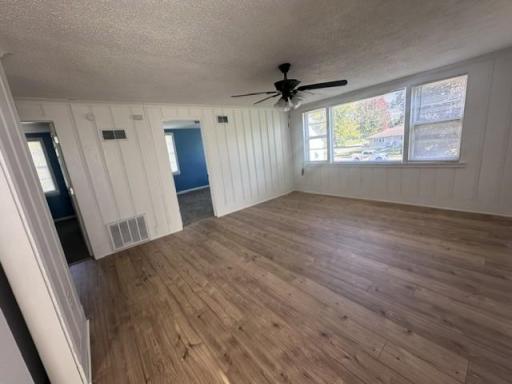 1402 6th Street SE, Austin, MN 55912