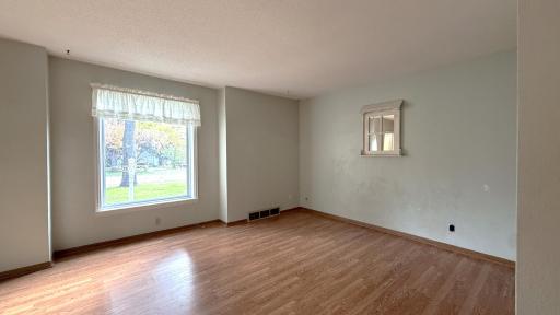 237 S Paul Street, Appleton, MN 56208