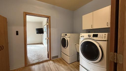 237 S Paul Street, Appleton, MN 56208