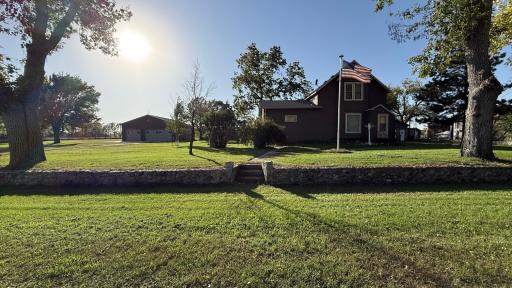 237 S Paul Street, Appleton, MN 56208
