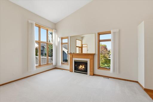 1013 Hesli Hill Court, Shoreview, MN 55126
