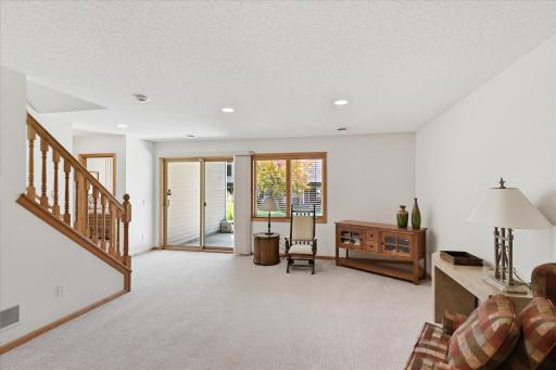 1013 Hesli Hill Court, Shoreview, MN 55126