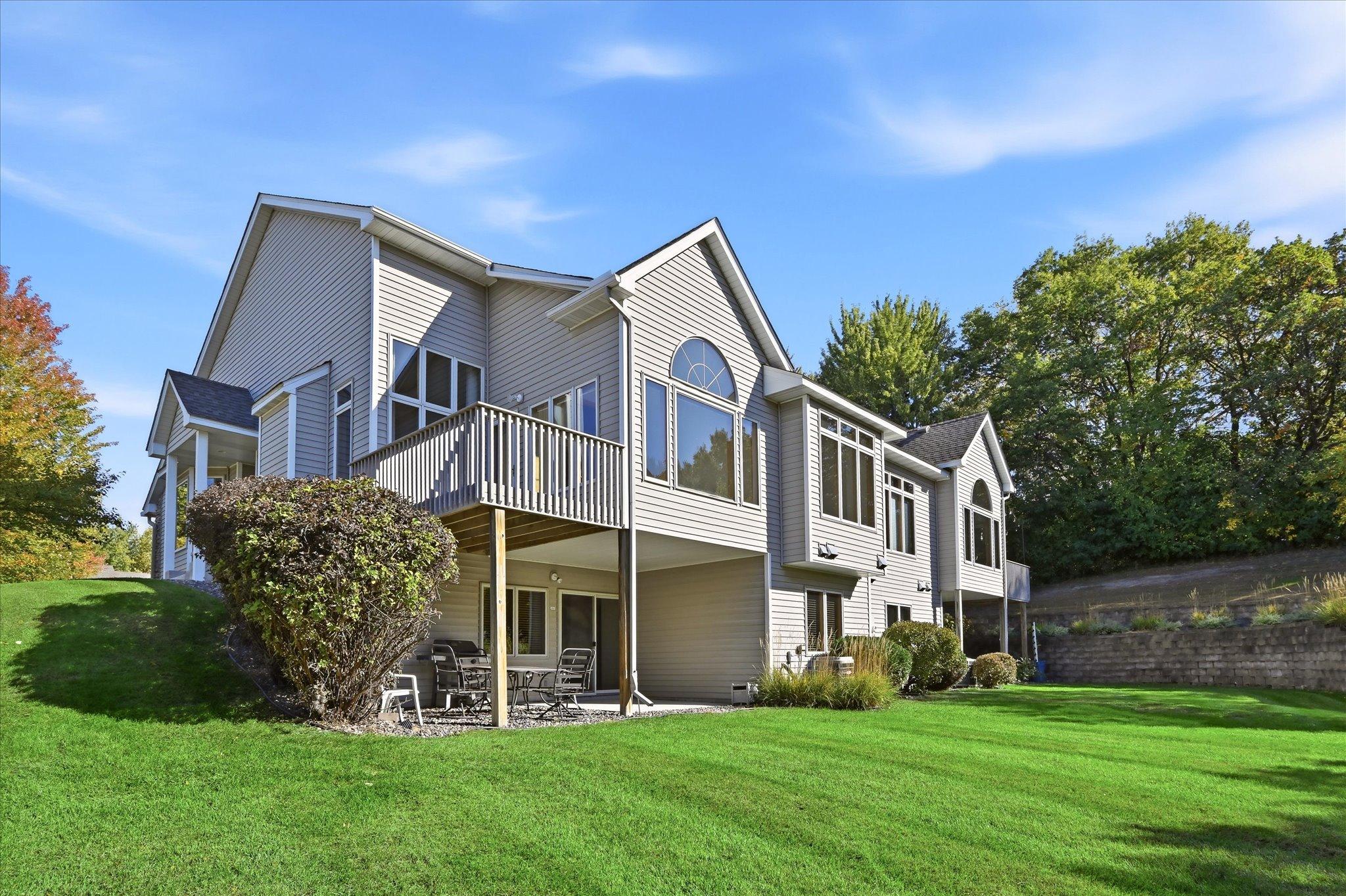 06-1013 Hesli Hill Ct [3461452]- 006.jpg