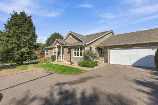 5758 Willow Lane N, Shoreview, MN 55126