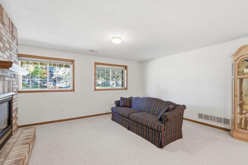 5758 Willow Lane N, Shoreview, MN 55126