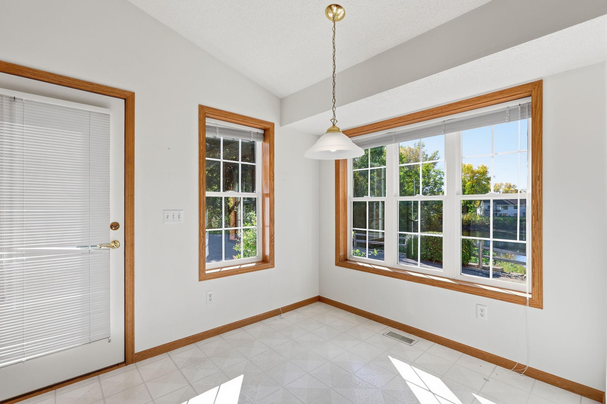 Informal dining has great windows, nice sunny spot to enjoy your morning coffee.