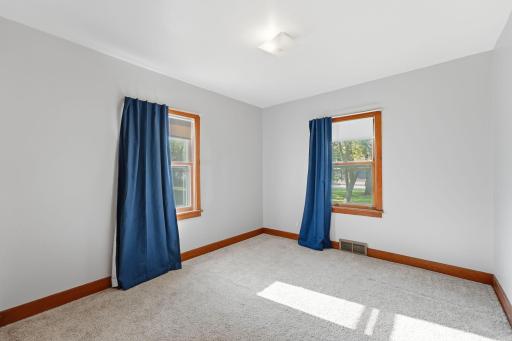 402 Emerson Avenue N, Raymond, MN 56282