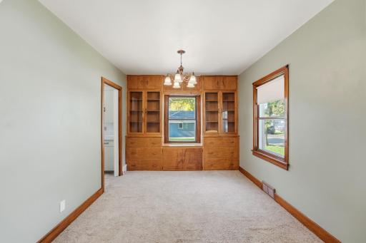 402 Emerson Avenue N, Raymond, MN 56282
