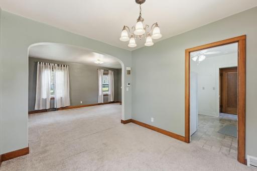402 Emerson Avenue N, Raymond, MN 56282