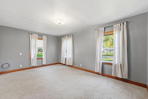 402 Emerson Avenue N, Raymond, MN 56282