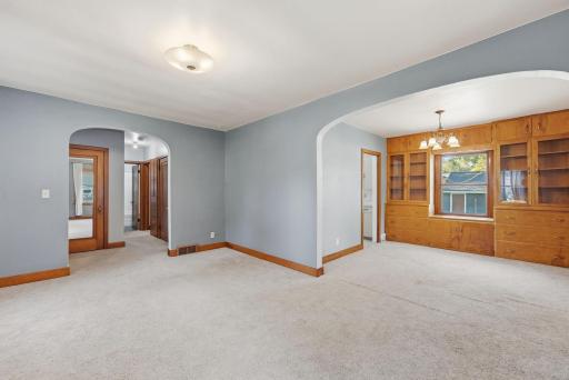 402 Emerson Avenue N, Raymond, MN 56282