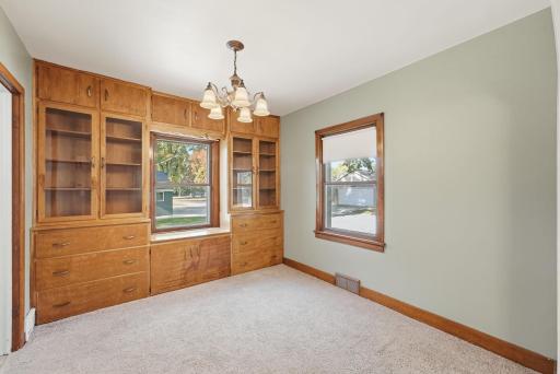 402 Emerson Avenue N, Raymond, MN 56282